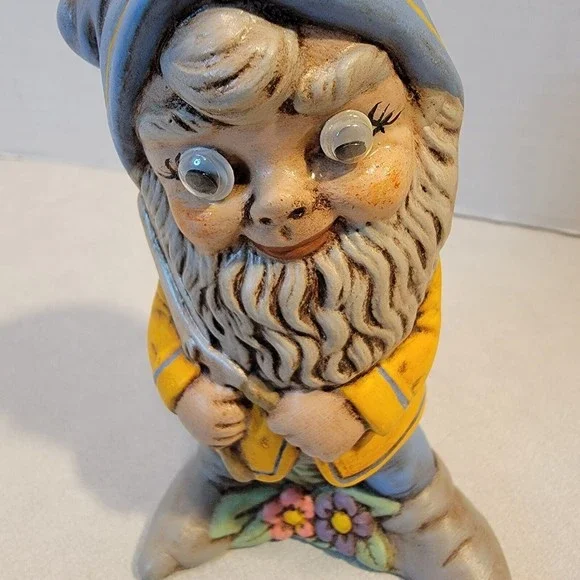 Vtg Pair Ceramic Garden Gnomes 5.5" Tall Boho 1970's Googly Eyes Hand Painted - Picture 7 of 12